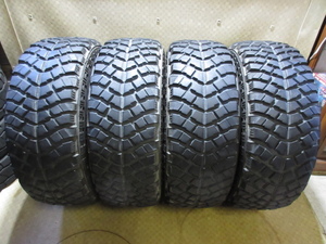 中古　285/70R17　121/118Q　YOKOHAMA　GEOLANDAR M/T　2017年式　バリ山　４本セット