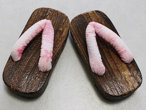 お子様の足にやさしい鼻緒付きげた　四角形の女児用子供下駄　格安１６．５ｃｍの女児げた　Z3201-24-165