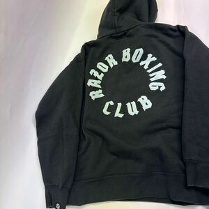 RAZOR BOXING CLUB フーディ　XL 中古　送料込