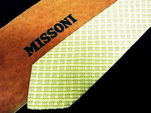 未使用に近い★№1486★ブランド名「ミッソーニ【色の魔術師☆ＭＩＳＳＯＮＩ】」【美品限定出品★ネクタイ】