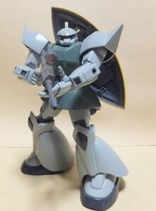 HG1/144　ゲルググ　完成品　ジャンク扱い