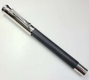 GRAF VON FABER-CASTELL グラフフォンファーバーカステル 万年筆 ギロシェ ブラック ペン先 750 EF 18ct HAND MADE IN GERMANY ドイツ製