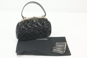 CHANEL シャネル マトラッセ がま口 ハンドバッグ 手持ち かばん ブラック 黒 鞄 カバン 2999-Y