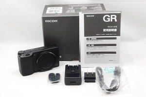 ★美品★ 即決 品薄 RICOH GR III コンパクトデジタルカメラ リコー （R7-025）