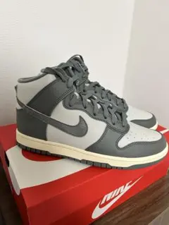 Nike Dunk High グレー/ホワイト タグ付き