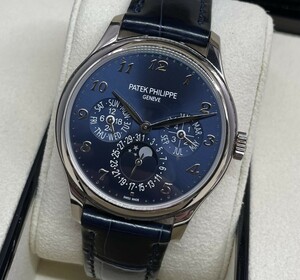 ★PATEK-PHILIPPE★パテックフィリップ パーペチュアルカレンダー 5327G-001 K18WG 最高級腕時計！！入手困難！！希少美品！！