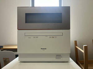 Panasonic食器洗い乾燥機　NP-TH2　２０１９年製