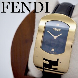 275 FENDI 時計 30000 箱付 希少 カメレオン　メンズ　レディース