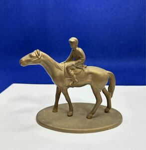 銅製 乗馬の像 競馬 置物 ホームデコレーション オブジェ 彫刻 金属工芸品 インテリア 