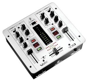 【中古】 BEHRINGER (ベリンガー) PRO MIXER VMX100 BPMカウンター 2チャンネルDJミキサ