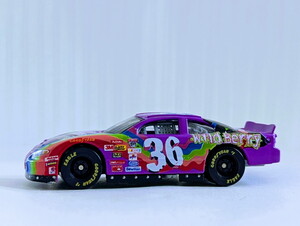 NASCAR 1/64 LOOSEジャンク■アーニー・アーヴァン Ernie Irvan Skittles PONTIAC■ナスカー RACING CHAMPIONS レーシングチャンピオン