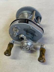 PFLUEGER SUPREME 1577 フルーガーナロースプール オールド リール 