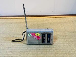 AIWA CR-AS17 AM FM ラジオ 単三乾電池 稼動品