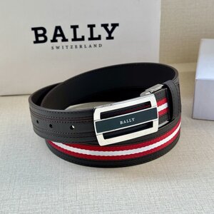 美品 BALLY （バリー ） ベルト レザー 本革 レッド シルバー