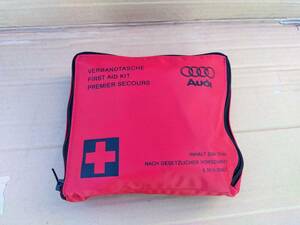 アウディ 純正 AUDI A3 A4 A5 A6 ファーストエイド キット 8P0860282A FIRST AID KIT