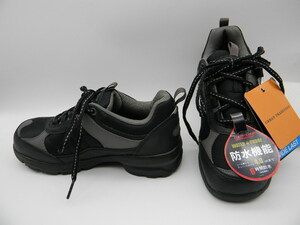 ◆◎【 DUNLOP 】◆ スニーカー（２２ｃｍ）黒 × グレー ダンロップ