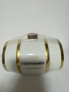 ヘネシーナポレオン　Hennessy Napoleon 樽型　陶器ボトル