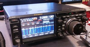 FTDX10 ＋保護シート ヤエス HF/50MHz100W抜群の受信性能