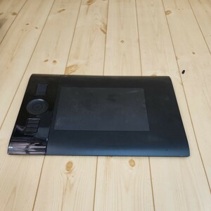 Wacom Intuos PTK-440 ペンタブレット