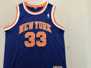 【古着GAME TOPSレア美品mitchell&ness NBA KNICKS EWINGユニフォームタンクトップTシャツ青50】ユーイングニックスミッシェルネス