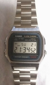 カシオ CASIO ALARM CHRONO アラームクロノ WR 腕時計 シルバー色 チープカシオ