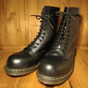 貴重 入手困難 廃盤 ドクターマーチン Dr.Martens 10ホールブーツ UK10 鉄入 黒 oi PUNK SKINS パンク スキンズ ハードコア CRUST クラスト