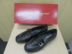 ＃5764　Ferragamo 靴 22㎝ 黒　ローファー　フラットシューズ　レザー 女性　USED品