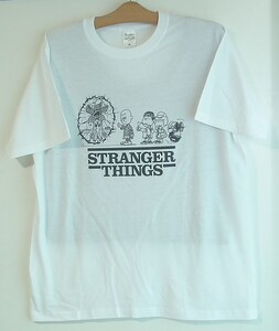 新品★ストレンジャーシングス★白半袖★ネットフリックス★スヌーピー風Tシャツ