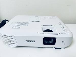 難あり（右側色ムラ、他動作良好） EPSON EB-X06 H972D ビジネスプロジェクター XGA 3600ルーメン 匿名配送