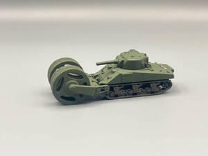 1/144 WWII USA M4-T1E3 tank /w mine-roller green painted