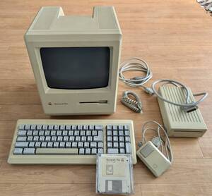 Apple Macintosh Plus 1Mb /通電可