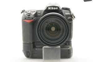 Nikon D200 + AF NIKKOR 24-85mm F2.8-4 D MACRO ニコン MB-D200