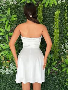 レディース ドレス 女性用 ストラップレス ツイストノット カットアウト ホワイト バケーション セクシードレス