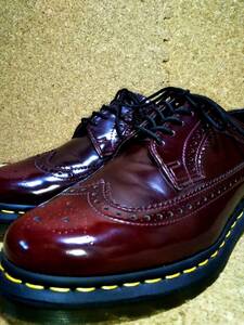 【Dr.MARTENS】ドクターマーチン 3989 ヴィーガン ブローグシューズ UK7 (26cm ) VEGAN BROGUE SHOE チェリーレッド 入手困難【極美品】