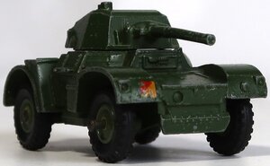 DINKY TOYS, ARMOURED CAR, 中古