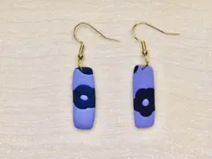 No.011 イヤリング　ハンドメイド　ポリマークレイ パープル　花柄