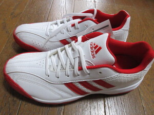 アディダスadidas23.0cm BKT新品。品番BC0851。屋外用ハンドボールシューズ