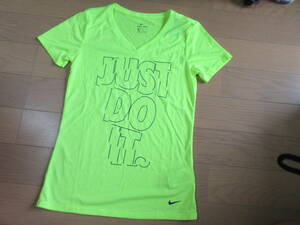 NIKE DRI-FIT レディス 半袖シャツ M イエロー 新品 ☆決算セール★