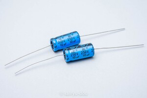 CDE／Illinois capacitor（イリノイ）　10μF／250V　TTAシリーズ　チューブラ電解コンデンサ　新品2個セットA