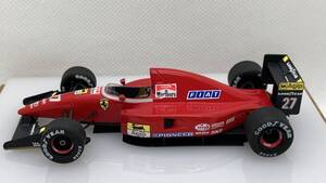 1/43 Ferrari F92A（TAMEO製キット）の完成品 