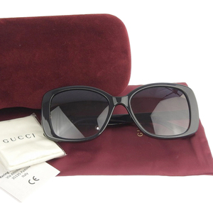 【本物保証】 布袋付 新品同様 グッチ GUCCI GGマーモント サングラス ブラックグラデーション 58□18 145 GG0762S