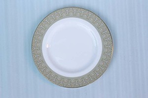 ロイヤルドルトン　ソネット　サラダ皿　中古品　Royal Doulton Sonnet