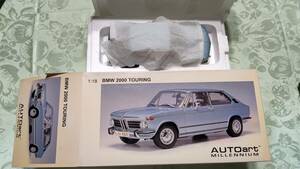 823-4 AUTOart オートアート 1/18 BMW 2000 TOURING