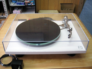  rega P3 アナログプレーヤー　ホワイト　60Hz仕様