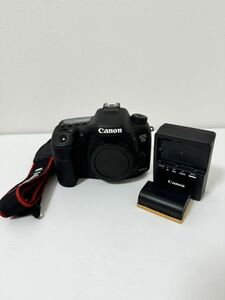 超美品　Canon EOS 7D MarkII ボディー キャノン　 デジタル 一眼レフカメラ 