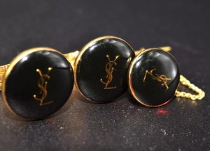 Yves Saint Laurent YSL イブサンローラン カフスリンクス カフス タイタック ゴールド 金 ブラック 黒 正規品 2点セット まとめ 11337