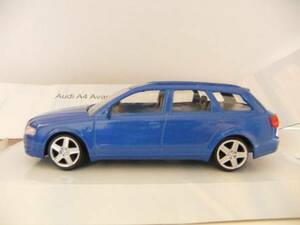 １：４３　アウディ Ａ４ Ａｖａｎｔ　１／４３　ミニカー