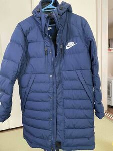 ナイキ　ダウンジャケット　着用回数１回　超美品　サイズM　NIKE