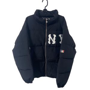 MLB × Penguin by Munsingwear マンシング ブルゾン ダウンジャケット ブラック