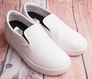 新品訳あり ノースフェイス 海外限定 軽量 エコレザー SLIP ON OG スニーカー/スリッポン 27cm ホワイト(WHT) 直営店購入